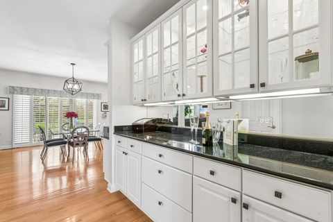 Tiny photo for 25246 N Abbey Glenn Drive, Hawthorn Woods, IL 60047 (MLS # 12605713)