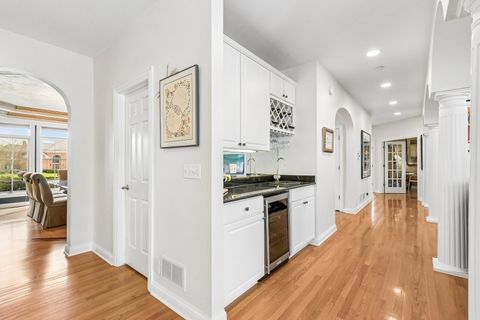 Tiny photo for 25246 N Abbey Glenn Drive, Hawthorn Woods, IL 60047 (MLS # 12605713)