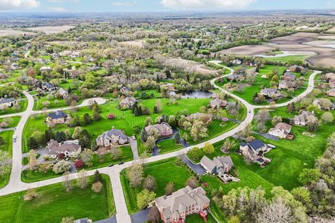 Tiny photo for 25246 N Abbey Glenn Drive, Hawthorn Woods, IL 60047 (MLS # 12605713)