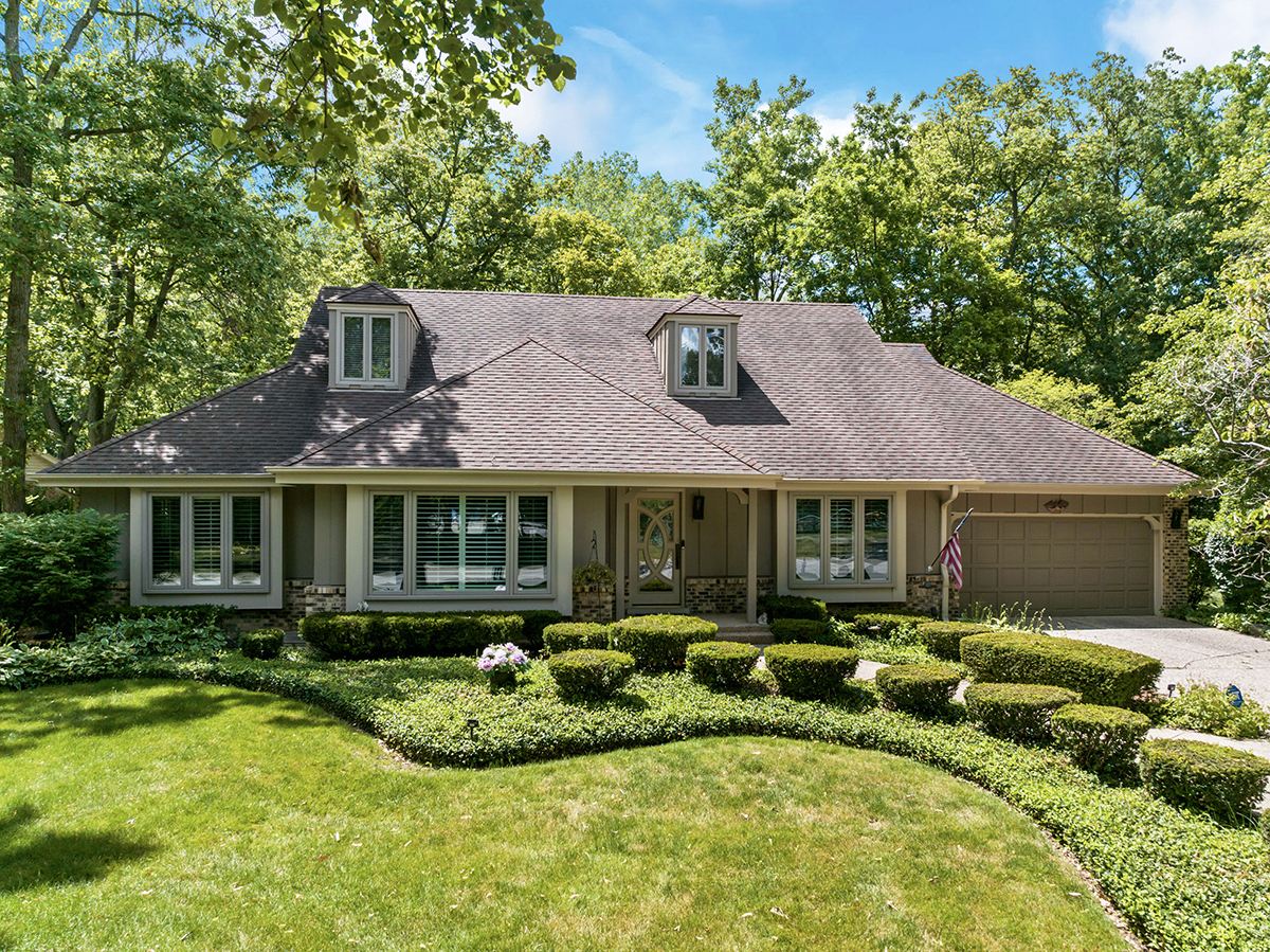 2 Wellington Court