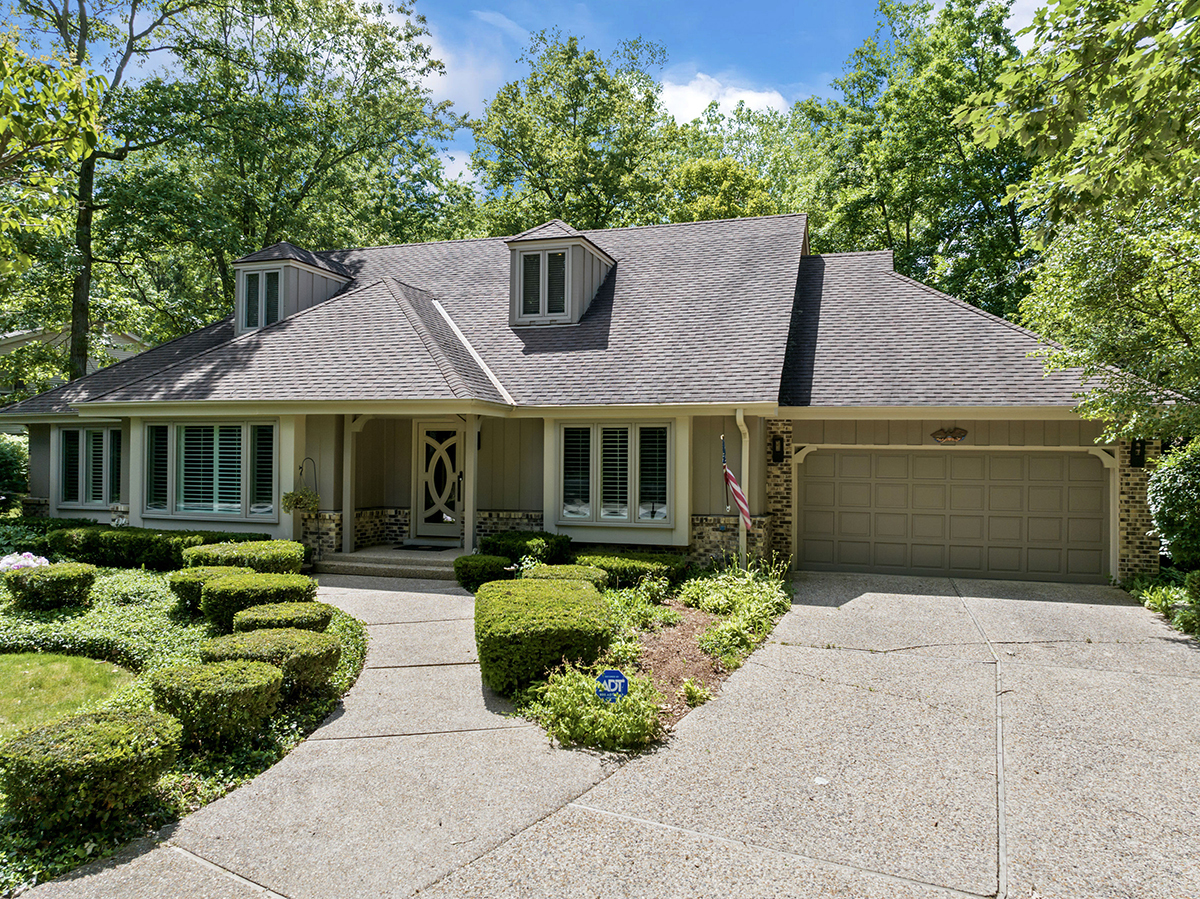 2 Wellington Court