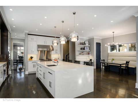 Tiny photo for 2107 W Bradley Place, Chicago, IL 60618 (MLS # 12638727)