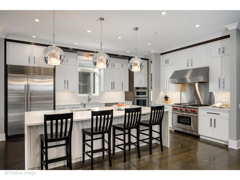 Tiny photo for 2107 W Bradley Place, Chicago, IL 60618 (MLS # 12638727)