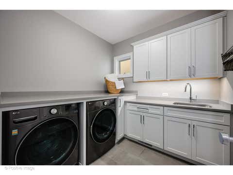 Tiny photo for 2107 W Bradley Place, Chicago, IL 60618 (MLS # 12638727)