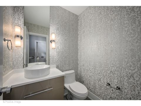 Tiny photo for 2107 W Bradley Place, Chicago, IL 60618 (MLS # 12638727)