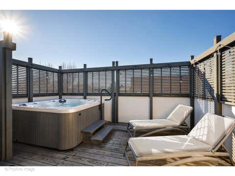 Tiny photo for 2107 W Bradley Place, Chicago, IL 60618 (MLS # 12638727)