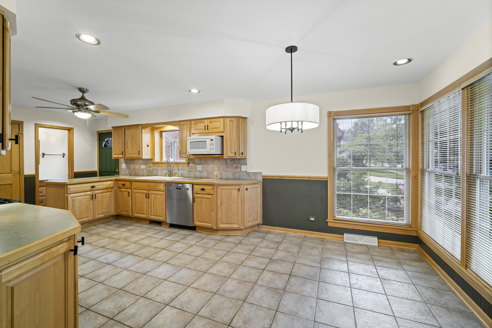 421 N Elm Street