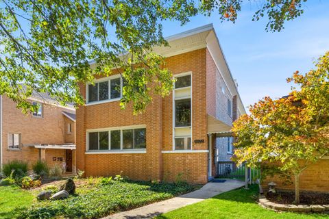 8822 Forestview Road Evanston IL 60203