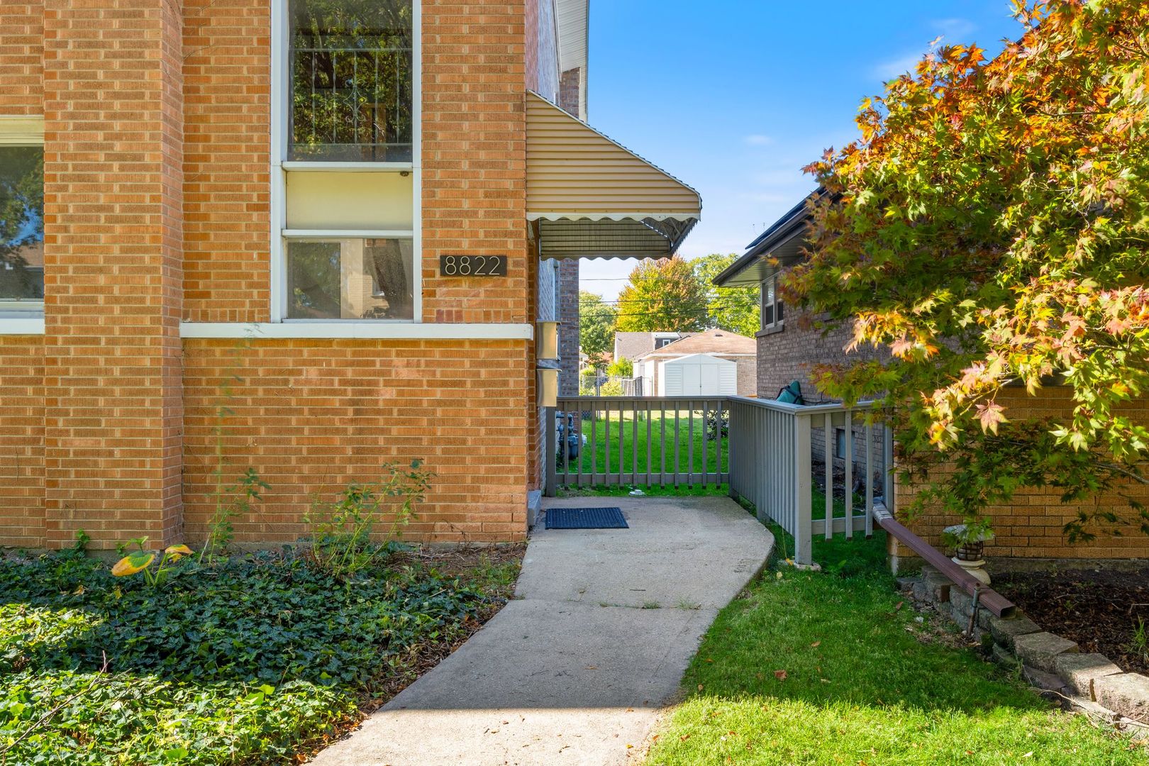 8822 Forestview Road