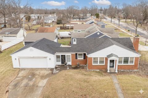 Photo of Arlington Heights, IL 60004 (MLS # 12542700)