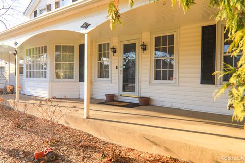 Tiny photo for 527 W Madison Street, Belvidere, IL 61008 (MLS # 12527901)