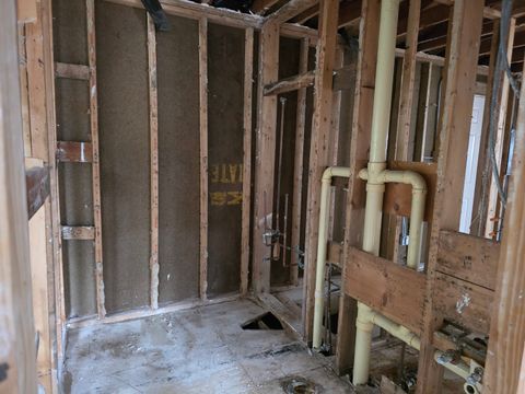 Tiny photo for 516 N Lancaster Avenue, Aurora, IL 60506 (MLS # 12412408)