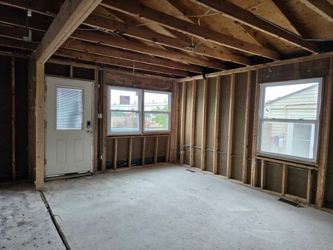 Tiny photo for 516 N Lancaster Avenue, Aurora, IL 60506 (MLS # 12412408)