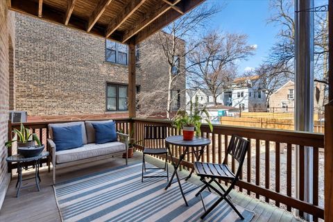 Tiny photo for 1418 W Rosemont Avenue #1W, Chicago, IL 60660 (MLS # 12584463)
