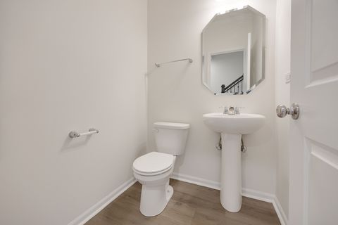 Tiny photo for 537 Watercress Drive, Aurora, IL 60504 (MLS # 12555366)