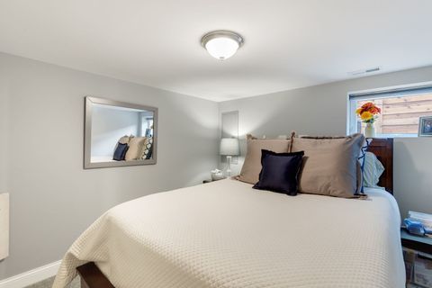 Tiny photo for 930 N Taylor Avenue, Oak Park, IL 60302 (MLS # 12563577)