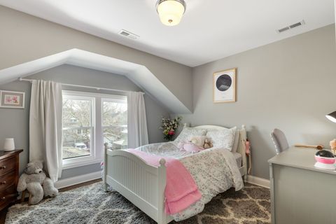 Tiny photo for 930 N Taylor Avenue, Oak Park, IL 60302 (MLS # 12563577)