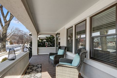 Tiny photo for 930 N Taylor Avenue, Oak Park, IL 60302 (MLS # 12563577)