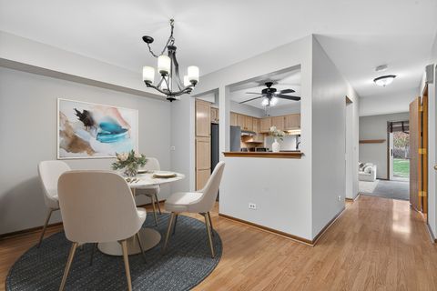 Tiny photo for 1176 Talbots Lane, Elk Grove Village, IL 60007 (MLS # 12539534)