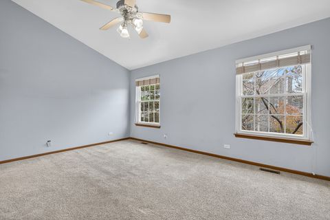 Tiny photo for 1176 Talbots Lane, Elk Grove Village, IL 60007 (MLS # 12539534)