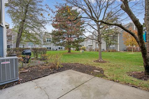 Tiny photo for 1176 Talbots Lane, Elk Grove Village, IL 60007 (MLS # 12539534)
