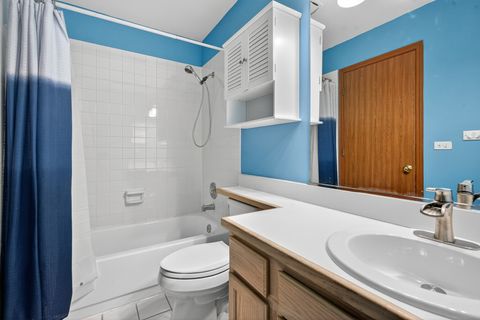 Tiny photo for 1176 Talbots Lane, Elk Grove Village, IL 60007 (MLS # 12539534)