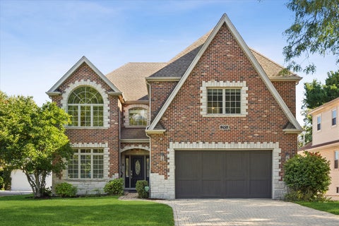 Photo of 295 N Clinton Avenue, Elmhurst, IL 60126 (MLS # 12783048)