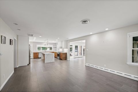 Tiny photo for 32 Greencroft Drive, Champaign, IL 61821 (MLS # 12395370)