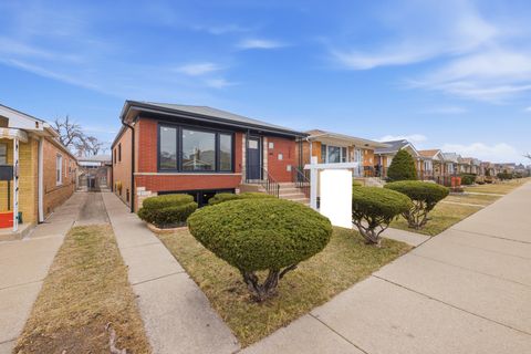 Photo of 7140 W 64th Street, Chicago, IL 60638 (MLS # 12596469)