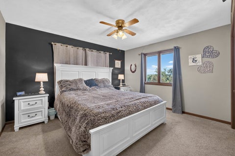 Tiny photo for 3818 Hobson Avenue, Davenport, IA 52802 (MLS # 12763210)