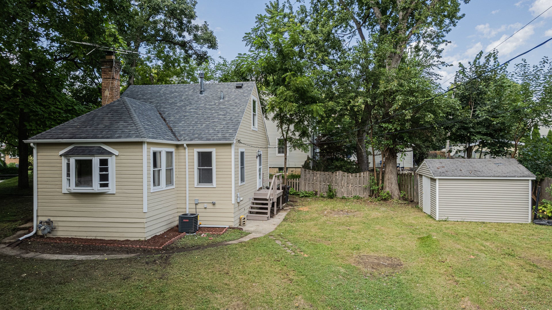 3916 Eastway Drive