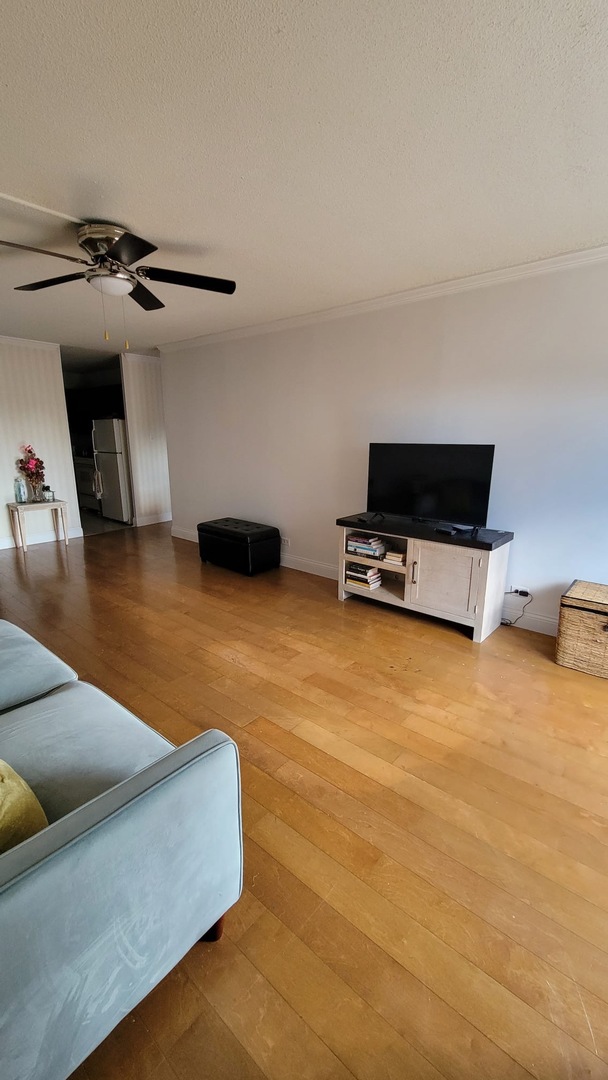 1340 N Dearborn Street 7D