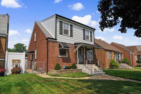 Tiny photo for 11022 S State Line Road, Chicago, IL 60617 (MLS # 12710548)