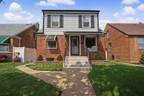 Photo of 11022 S State Line Road, Chicago, IL 60617 (MLS # 12710548)