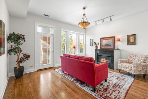 Tiny photo for 6135 S Greenwood Avenue #2, Chicago, IL 60637 (MLS # 12522657)