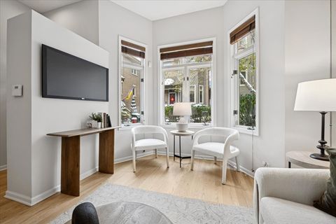 Tiny photo for 1238 W Fletcher Street #L, Chicago, IL 60657 (MLS # 12512915)