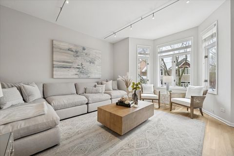 Tiny photo for 1238 W Fletcher Street #L, Chicago, IL 60657 (MLS # 12512915)