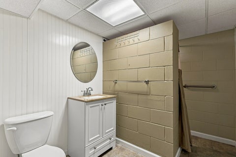 Tiny photo for 475 32nd Avenue, East Moline, IL 61244 (MLS # 12728539)