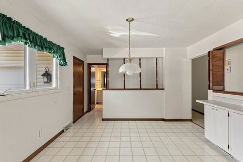 Tiny photo for 475 32nd Avenue, East Moline, IL 61244 (MLS # 12728539)