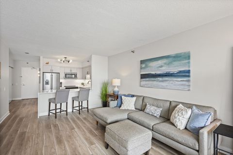 Tiny photo for 512 N MCCLURG Court #3405, Chicago, IL 60611 (MLS # 12614299)