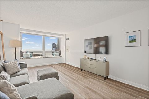 Tiny photo for 512 N MCCLURG Court #3405, Chicago, IL 60611 (MLS # 12614299)