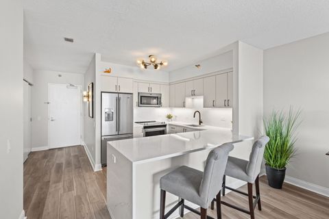 Tiny photo for 512 N MCCLURG Court #3405, Chicago, IL 60611 (MLS # 12614299)