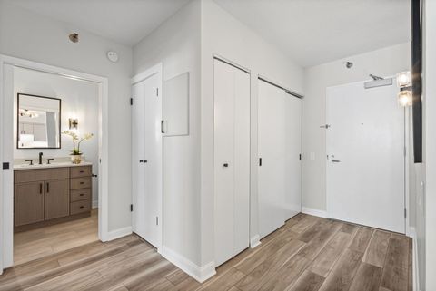 Tiny photo for 512 N MCCLURG Court #3405, Chicago, IL 60611 (MLS # 12614299)