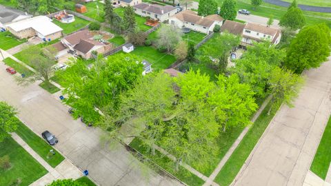 Tiny photo for 122 Mattek Avenue, DeKalb, IL 60115 (MLS # 12618331)
