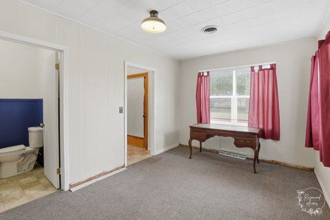 Tiny photo for 409 Main Street, Crescent City, IL 60928 (MLS # 12651269)
