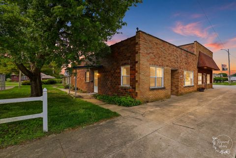 Tiny photo for 409 Main Street, Crescent City, IL 60928 (MLS # 12651269)