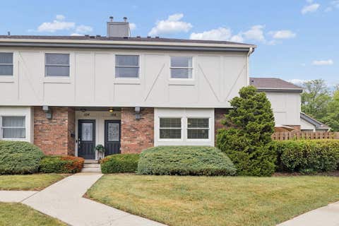 Photo of 106 Queens Cove Drive #106, Barrington, IL 60010 (MLS # 12696654)