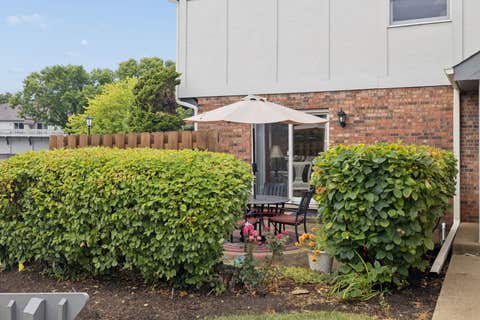 Tiny photo for 106 Queens Cove Drive #106, Barrington, IL 60010 (MLS # 12696654)