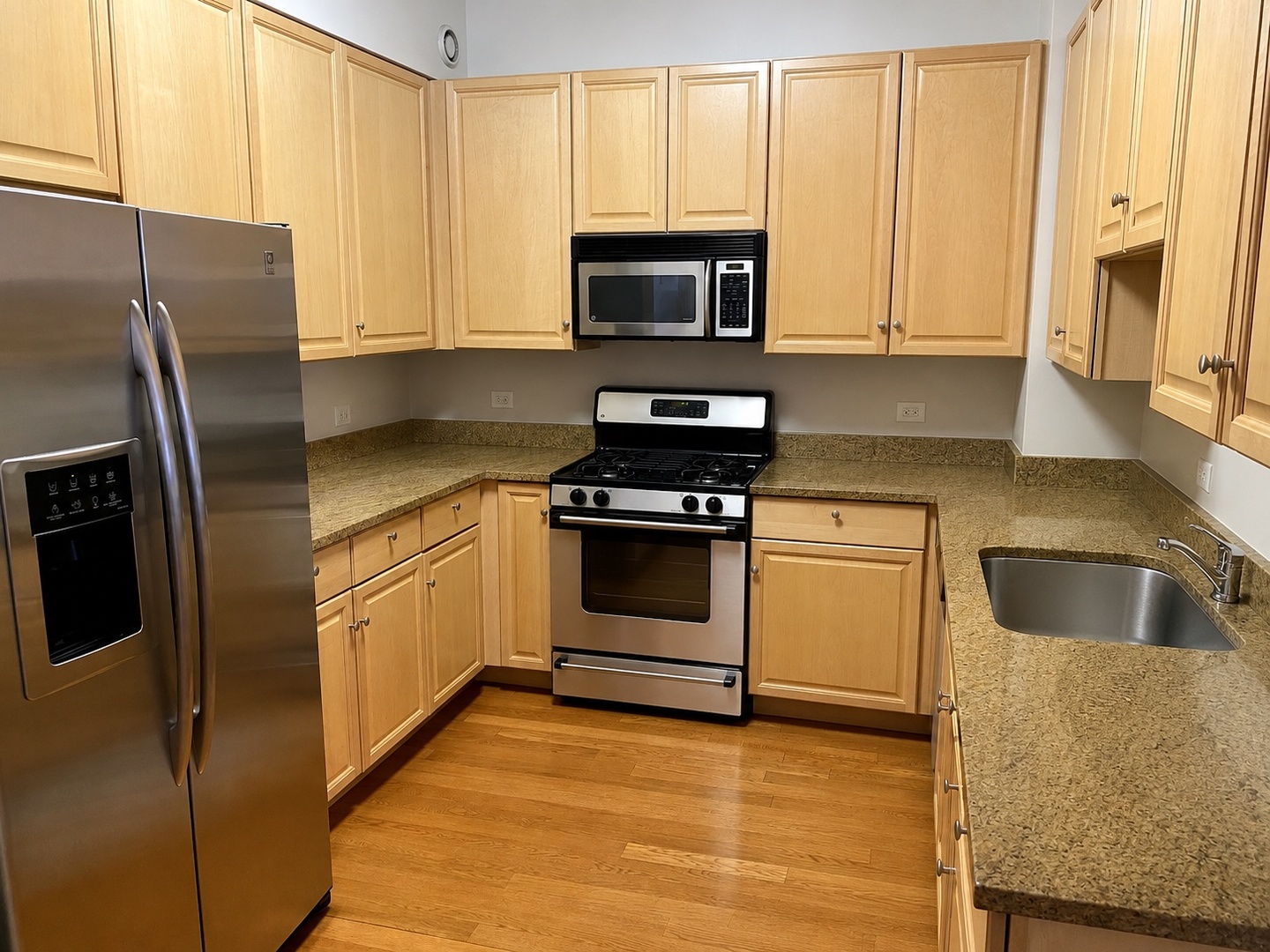 1111 S Wabash Avenue 2904