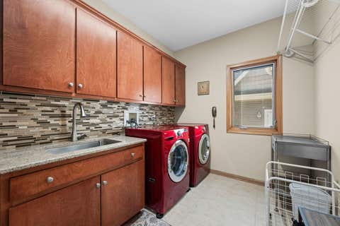 Tiny photo for 409 S Phelps Avenue, Arlington Heights, IL 60004 (MLS # 12690250)